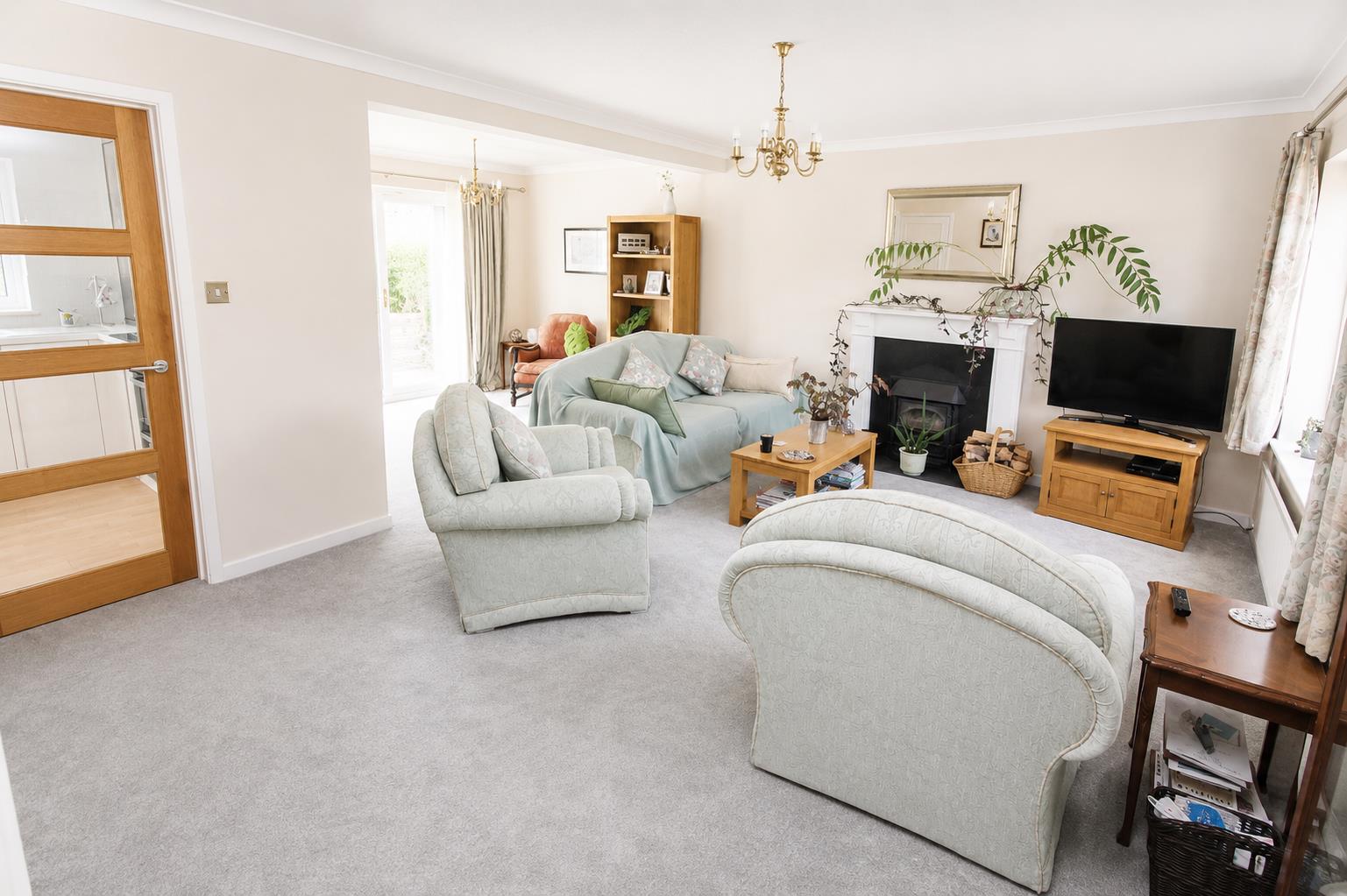 Cowslip Close, Tilehurst, Reading